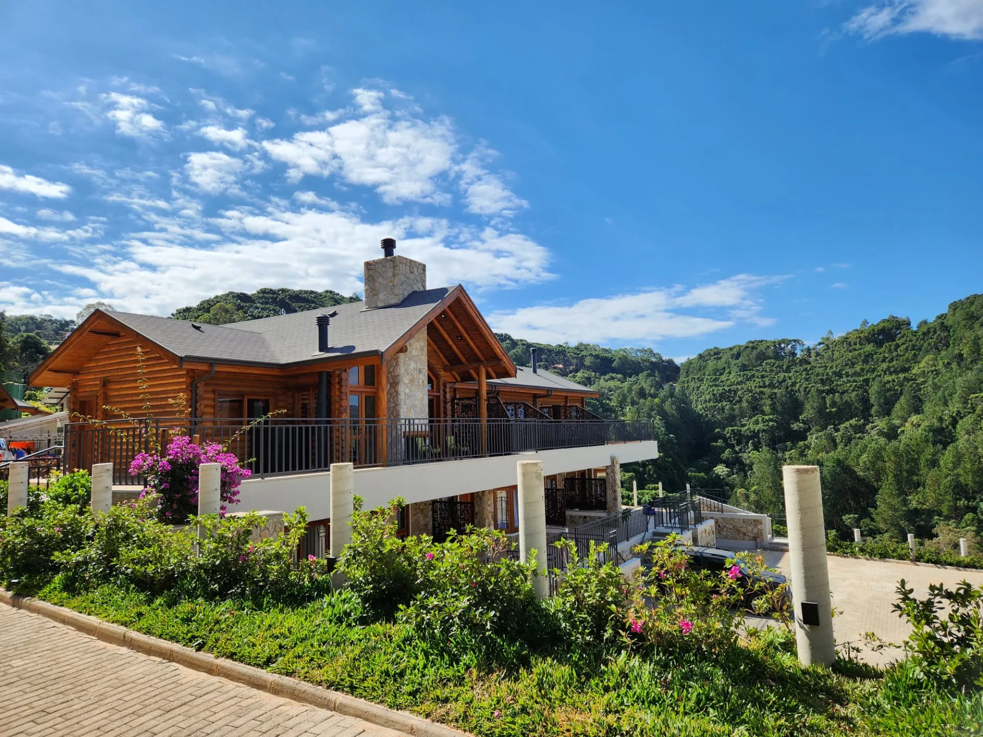 Café da manhã na Pousada Maple Monte Verde em Monte Verde MG