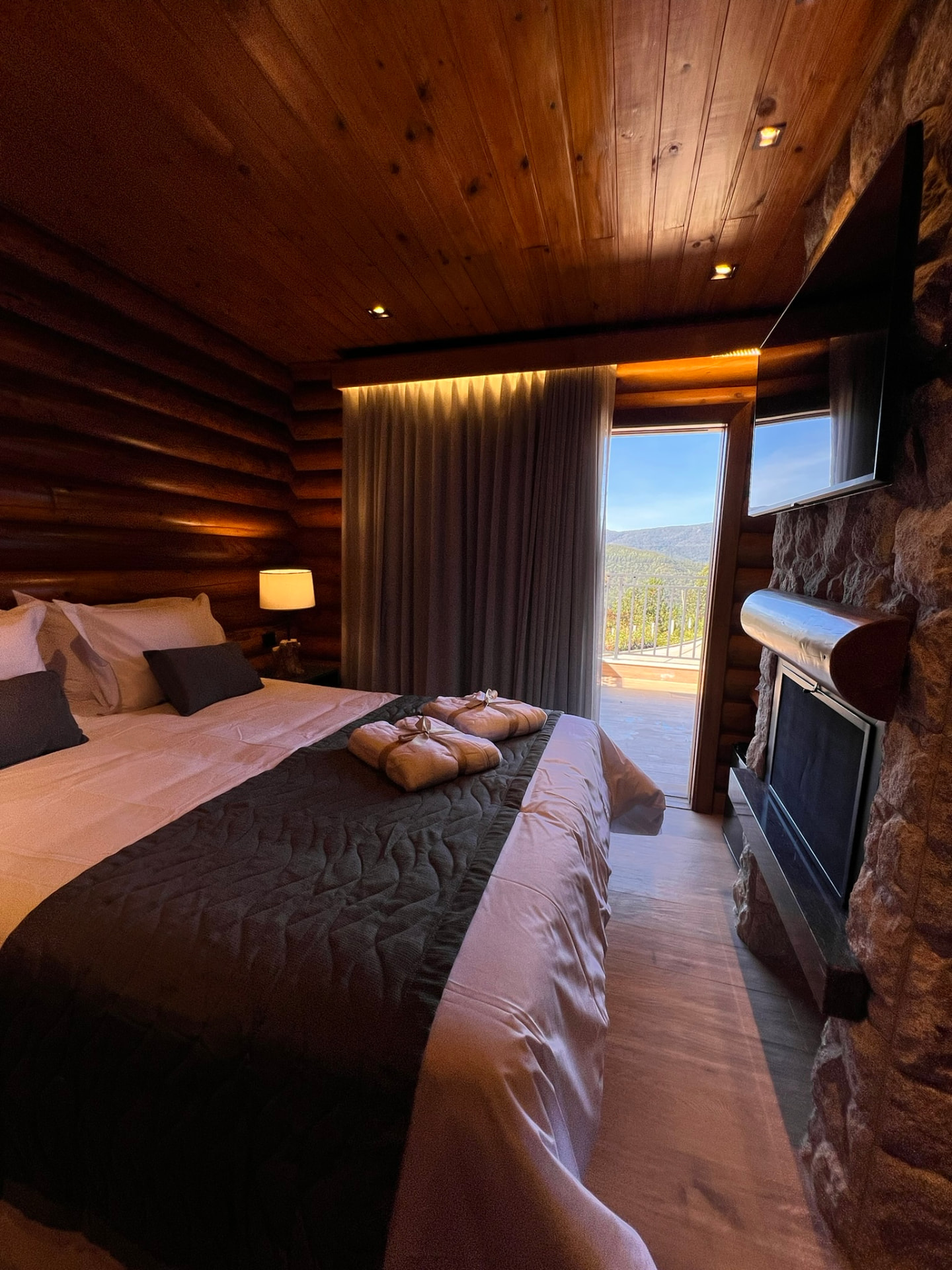Suíte Premium LogHome da Pousada Maple Monte Verde em Monte Verde MG